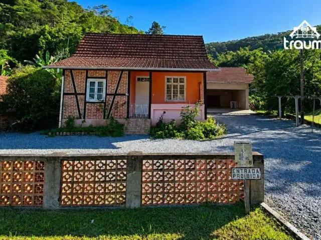 Casa aluguel em Região Geográfica Imediata de Blumenau, Blumenau