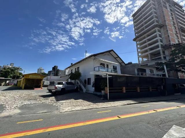 Casa aluguel em Região Geográfica Imediata de Blumenau, Blumenau