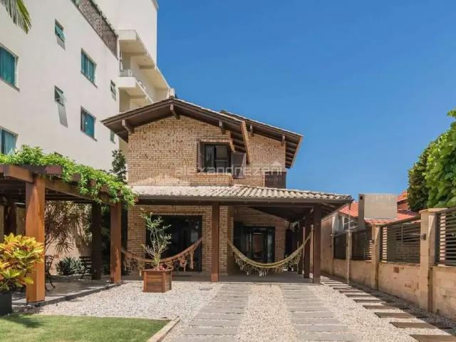 Casa aluguel em Região Geográfica Imediata de Itajaí, Bombinhas