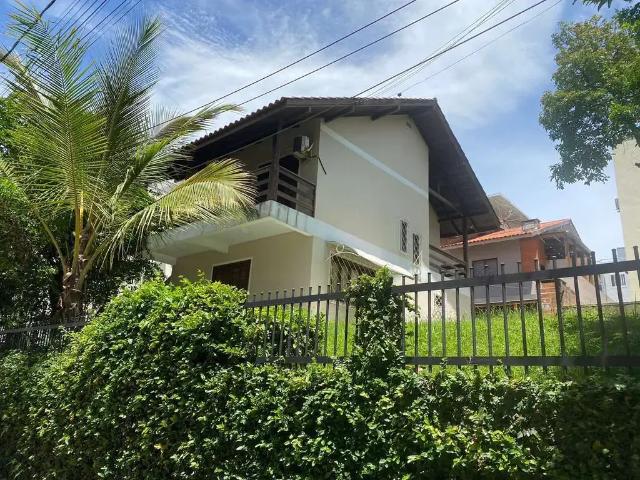 Casa aluguel em Região Geográfica Imediata de Itajaí, Bombinhas