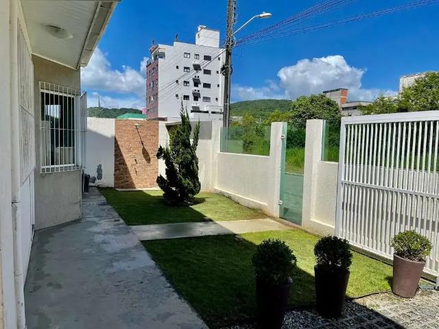 Casa aluguel em Região Geográfica Imediata de Itajaí, Bombinhas