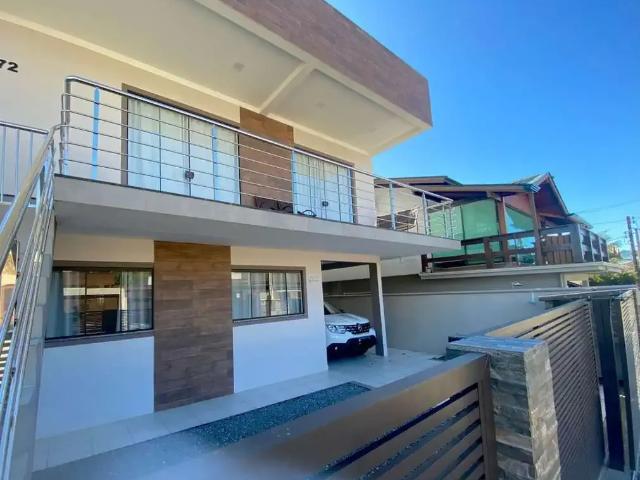 Casa aluguel em Região Geográfica Imediata de Itajaí, Bombinhas