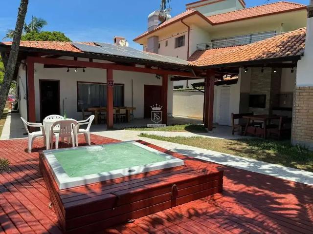 Casa aluguel em Região Geográfica Imediata de Itajaí, Bombinhas