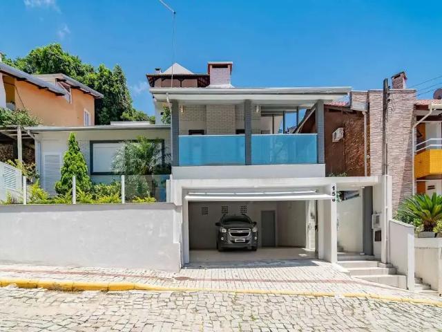 Casa aluguel em Região Geográfica Imediata de Itajaí, Bombinhas