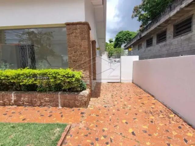 Casa aluguel em Região Imediata de Botucatu, Botucatu