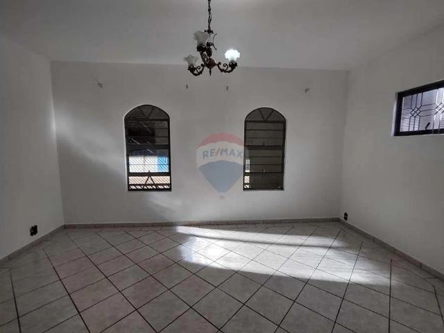 Casa aluguel em Região Imediata de Botucatu, Botucatu