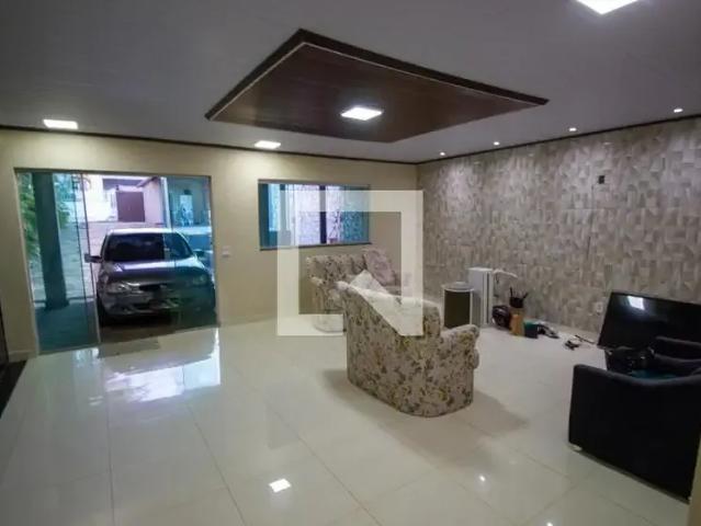 Casa aluguel em Região Geográfica Imediata do Distrito Federal, Região Integrada de Desenvolvimento do Distrito Federal e Entorno