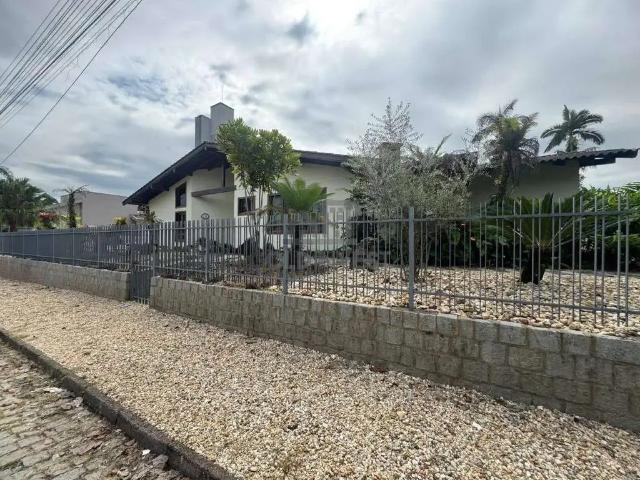 Casa aluguel em Região Geográfica Imediata de Brusque, Brusque