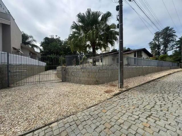 Casa aluguel em Região Geográfica Imediata de Brusque, Brusque