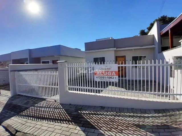 Casa aluguel em Região Geográfica Imediata de Brusque, Brusque