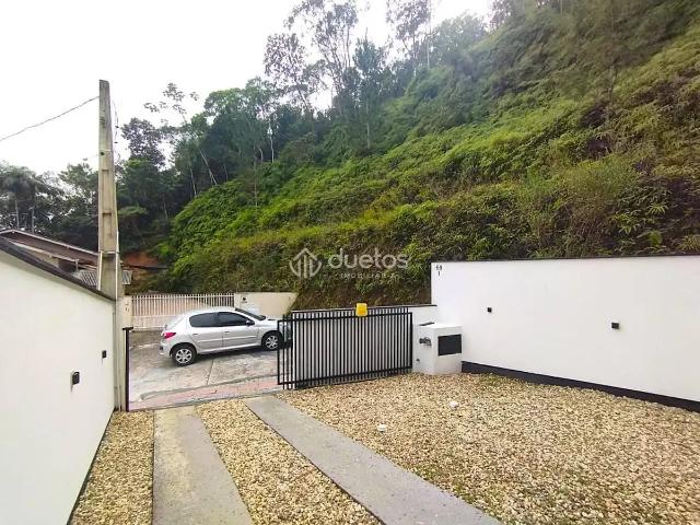 Casa aluguel em Região Geográfica Imediata de Brusque, Brusque