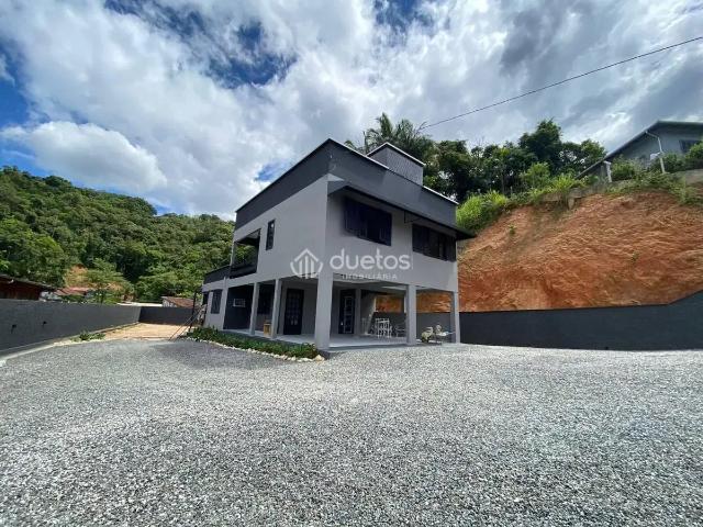 Casa aluguel em Região Geográfica Imediata de Brusque, Brusque