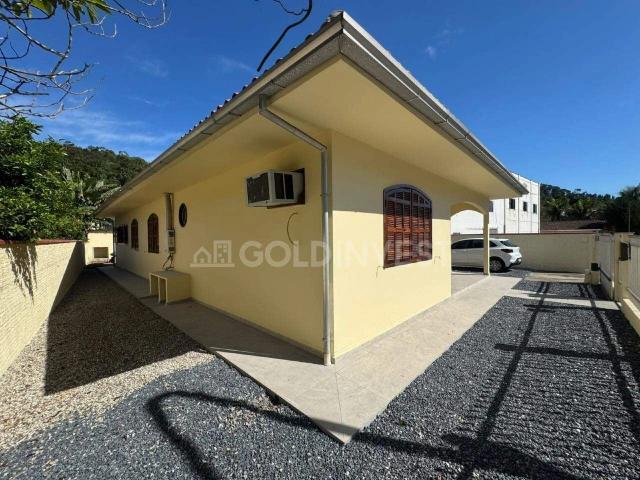 Casa aluguel em Região Geográfica Imediata de Brusque, Brusque
