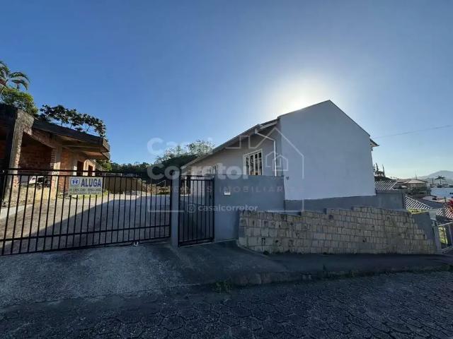 Casa aluguel em Região Geográfica Imediata de Brusque, Brusque