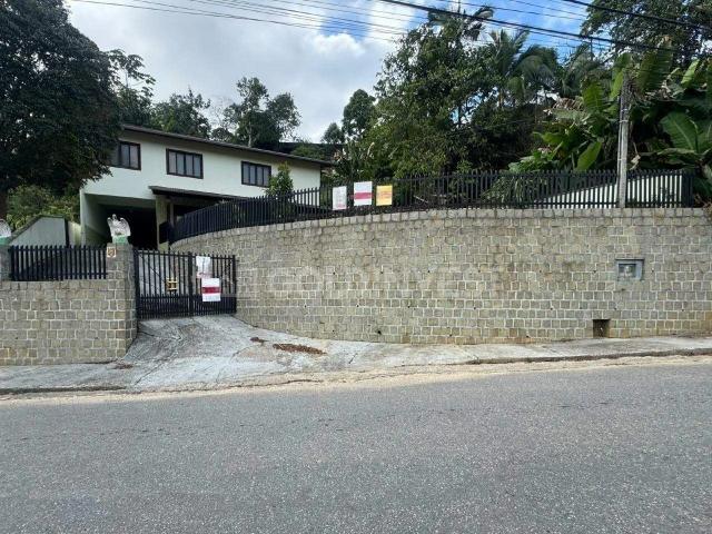 Casa aluguel em Região Geográfica Imediata de Brusque, Brusque