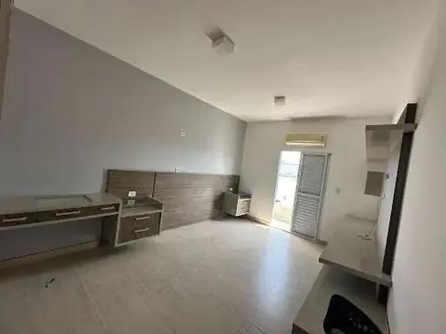 Casa aluguel em Região Imediata de São José dos Campos, Região Metropolitana do Vale do Paraíba e Litoral Norte