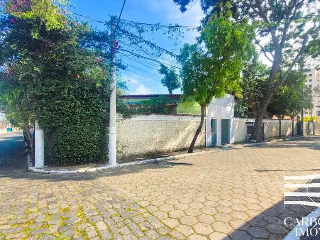 Casa aluguel em Região Imediata de São José dos Campos, Região Metropolitana do Vale do Paraíba e Litoral Norte