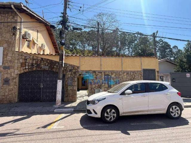 Casa aluguel em Jordanésia, Cajamar