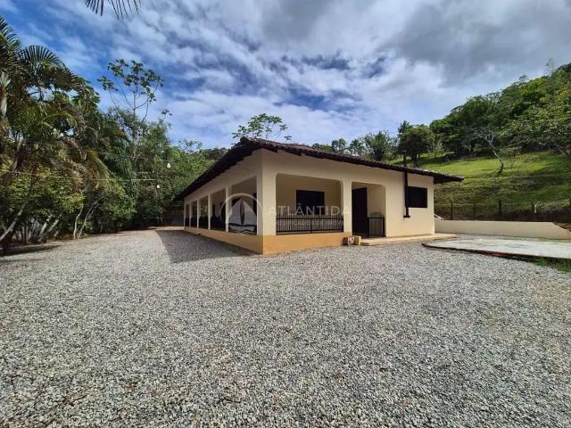 Casa aluguel em Região Geográfica Imediata de Itajaí, Camboriú