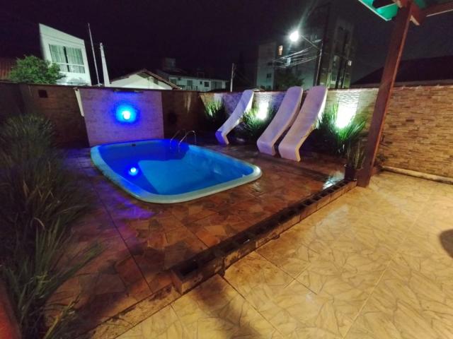 Casa aluguel em Região Geográfica Imediata de Itajaí, Camboriú