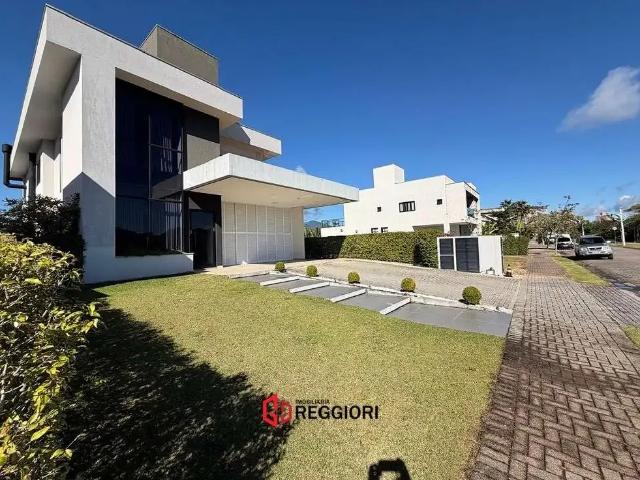 Casa aluguel em Região Geográfica Imediata de Itajaí, Balneario Camboriú