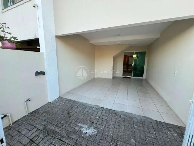 Casa aluguel em Região Geográfica Imediata de Itajaí, Camboriú