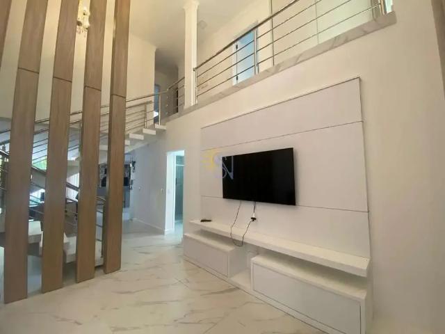 Casa aluguel em Região Geográfica Imediata de Itajaí, Camboriú