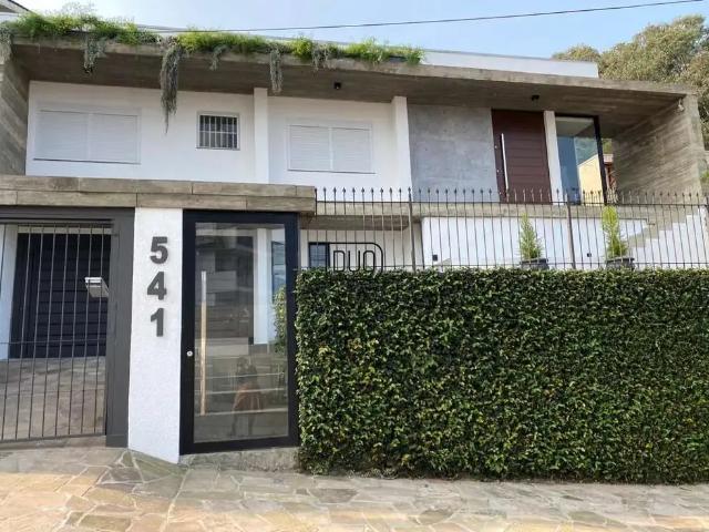 Casa aluguel em Região Geográfica Imediata de Caxias do Sul, Caxias do Sul
