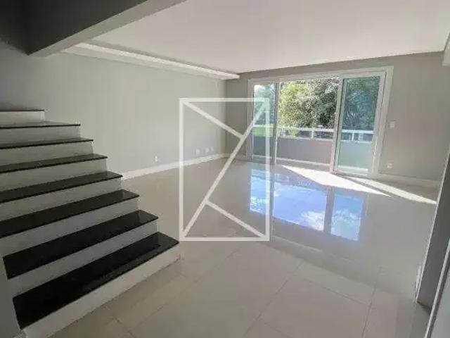 Casa aluguel em Região Geográfica Imediata de Caxias do Sul, Caxias do Sul