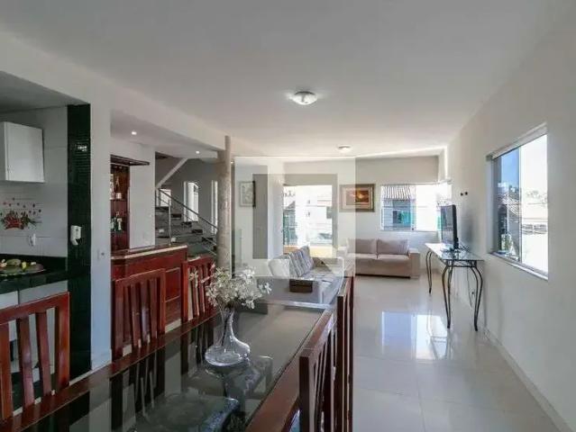 Casa aluguel em Região Geográfica Imediata de Belo Horizonte, Região Metropolitana de Belo Horizonte