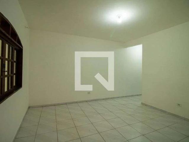 Casa aluguel em Jardim Araruama, Cotia