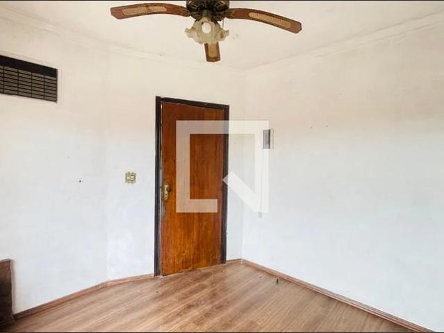 Casa aluguel em Cotia