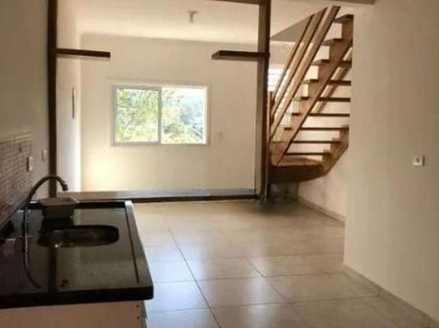 Casa aluguel em Cotia, Jardim Rio das Pedras