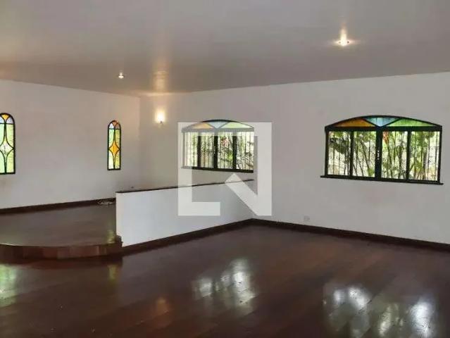 Casa aluguel em Região Imediata de São Paulo, Região Metropolitana de São Paulo