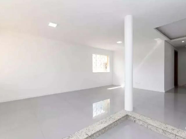 Casa aluguel em São João, Curitiba