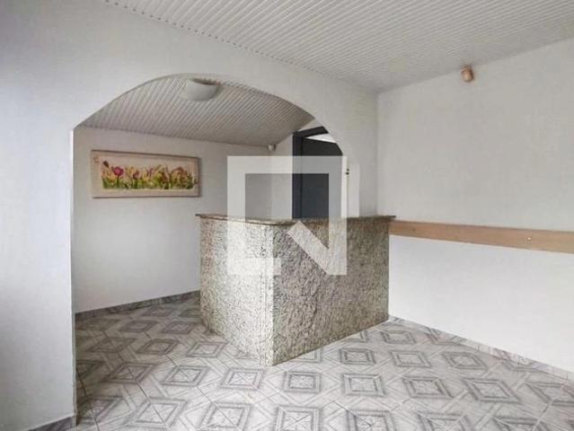 Casa aluguel em Sítio Cercado, Curitiba