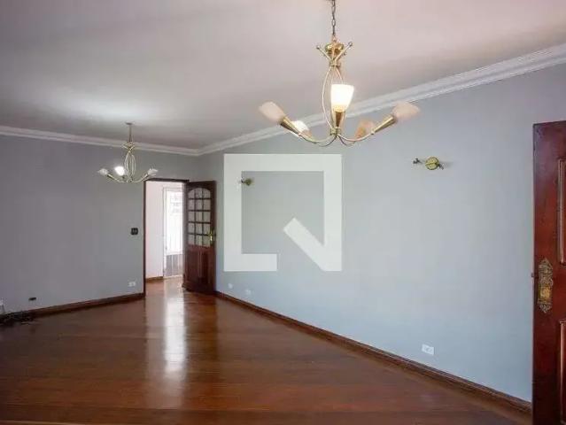 Casa aluguel em Região Imediata de São Paulo, Região Metropolitana de São Paulo