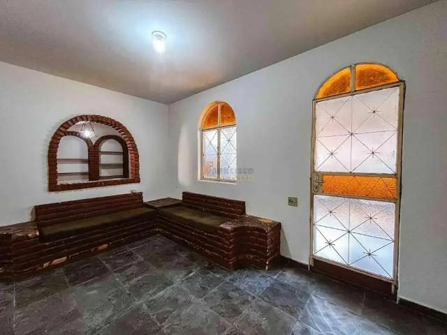 Casa aluguel em Região Geográfica Imediata de Divinópolis, Divinópolis