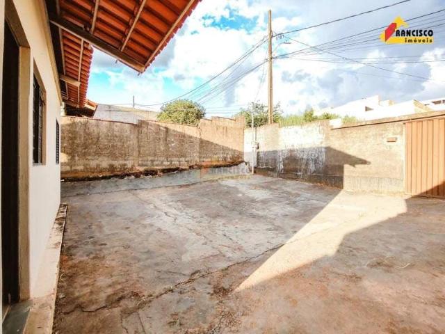 Casa aluguel em Divinópolis, Região Geográfica Intermediária de Divinópolis