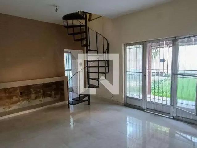 Casa aluguel em Região Geográfica Imediata do Rio de Janeiro, Região Metropolitana do Rio de Janeiro