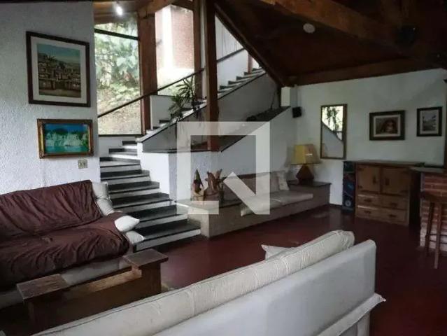 Casa aluguel em Região Imediata de São Paulo, Região Metropolitana de São Paulo