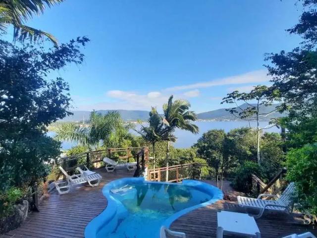 Casa aluguel em Região Geográfica Imediata de Florianópolis, Desterro