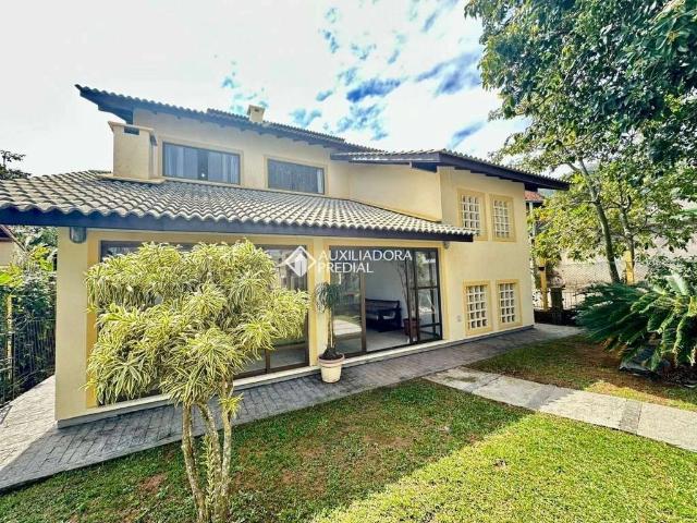 Casa aluguel em Barra da Lagoa, Florianópolis