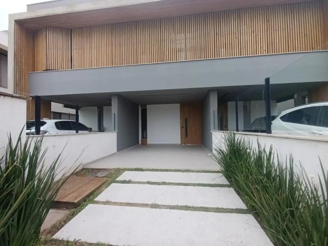 Casa aluguel em Região Geográfica Imediata de Florianópolis, Desterro