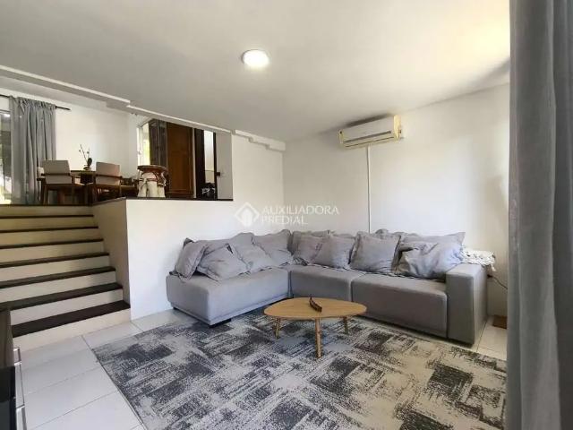 Casa aluguel em Região Geográfica Imediata de Florianópolis, Desterro