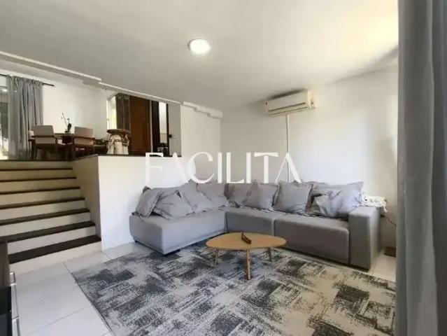 Casa aluguel em Região Geográfica Imediata de Florianópolis, Desterro