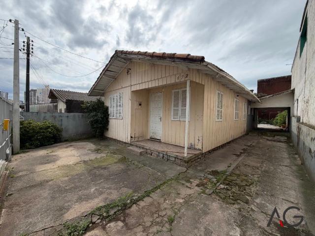 Casa aluguel em Matadouro, Florianópolis