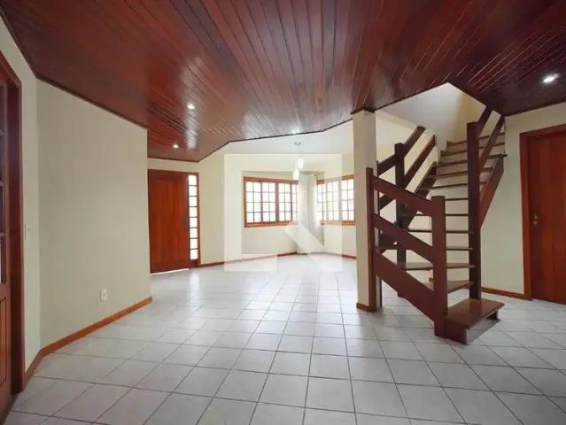 Casa aluguel em Região Geográfica Imediata de Florianópolis, Desterro