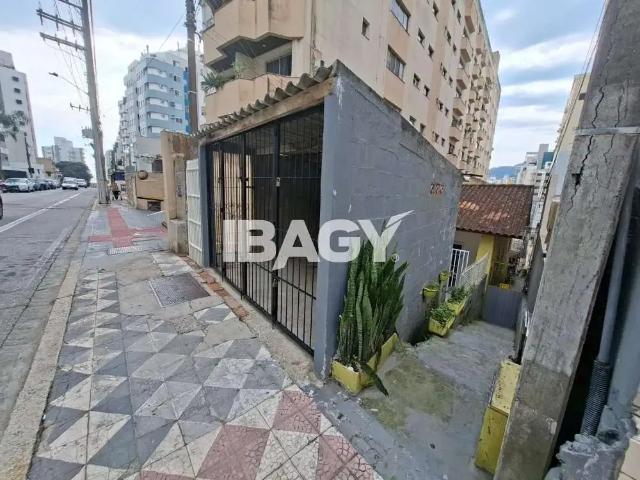Casa aluguel em Região Geográfica Imediata de Florianópolis, Desterro