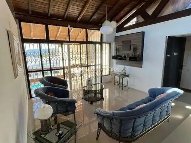 Casa aluguel em Região Geográfica Imediata de Florianópolis, Desterro